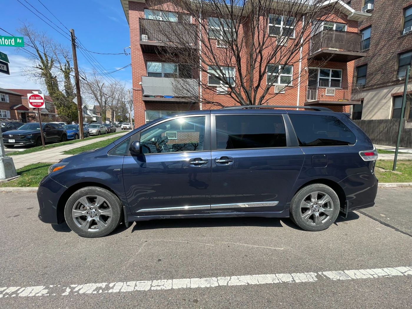 2019年款丰田塞纳(Toyota Sienna) SE 四驱版 - 二手闲置 图片2