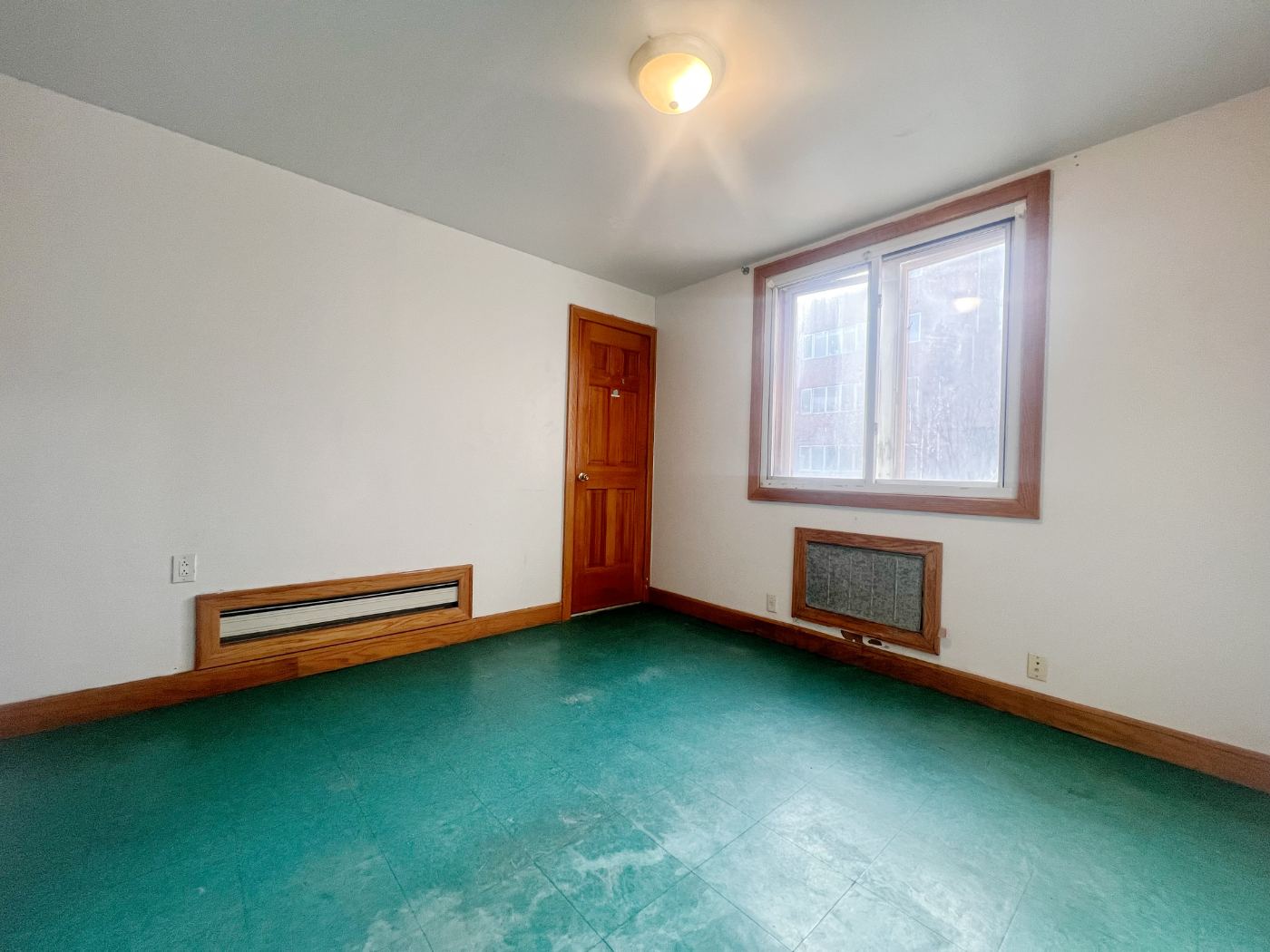 法拉盛黄金地段41st Ave独立浴室套房 - 房屋租赁 图片1