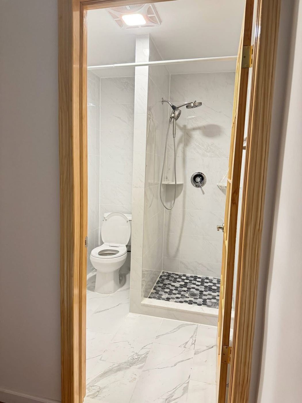 Maspeth 65 Place/Jay Ave 单间出租 - 房屋租赁 图片3