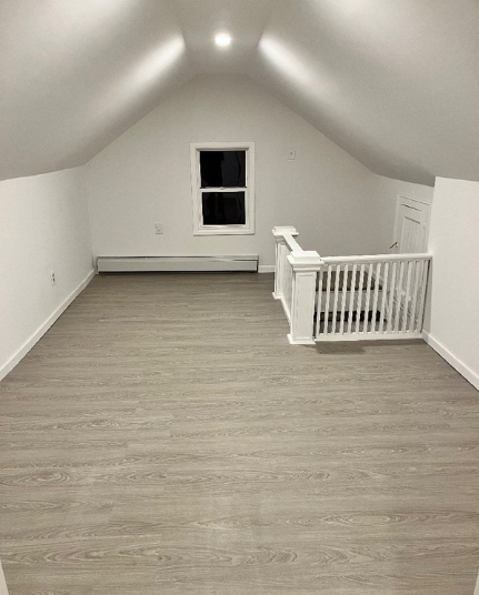 法拉盛29大道与16X街交界处整层阁楼单间月租为$850 - 房屋租赁 图片1