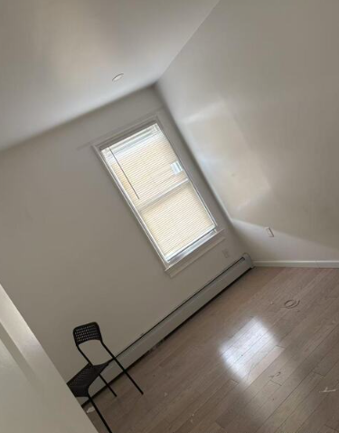 法拉盛缅街附近，全新House二楼，4室1厅2浴 - 房屋租赁 图片2