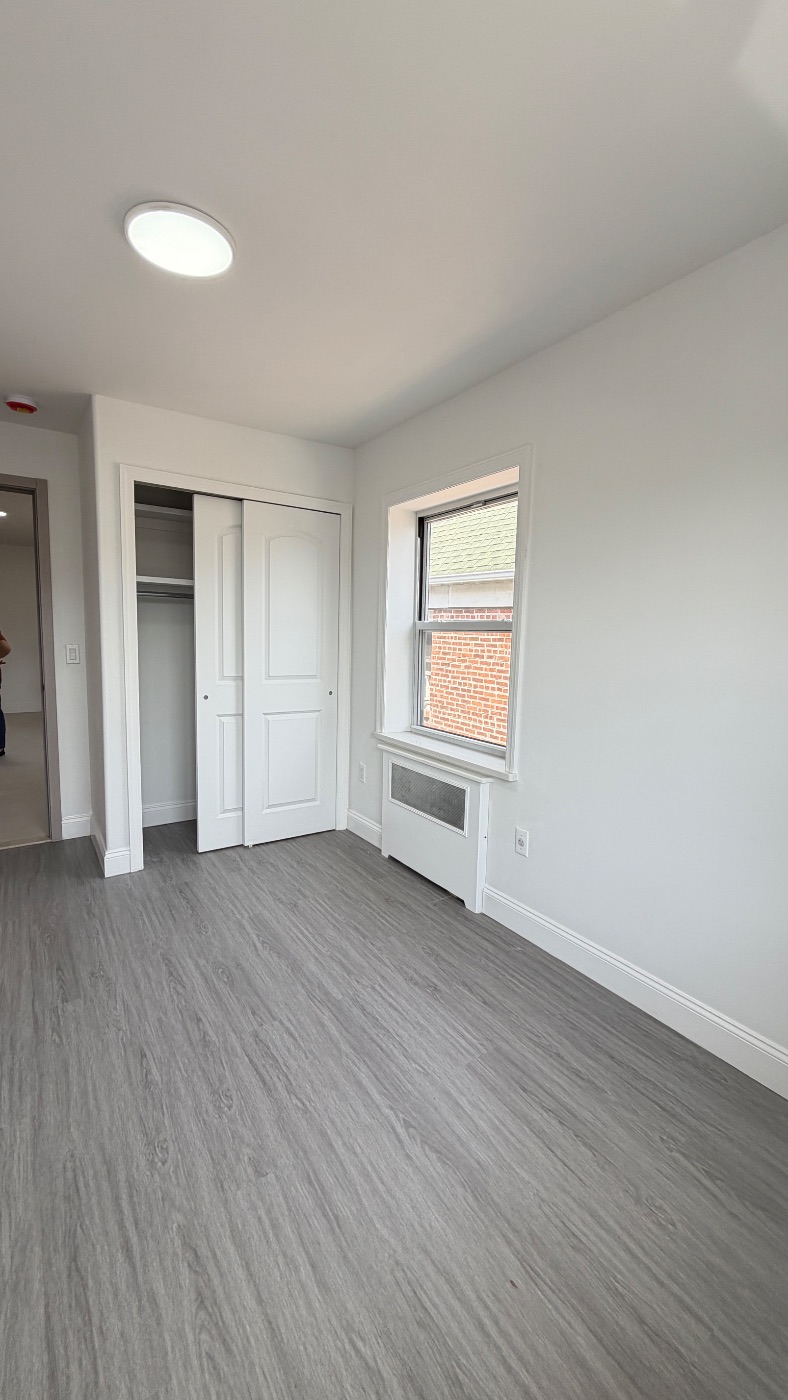  Elmhurst 二楼：3房1卫大厅$3000 - 房屋租赁 图片4