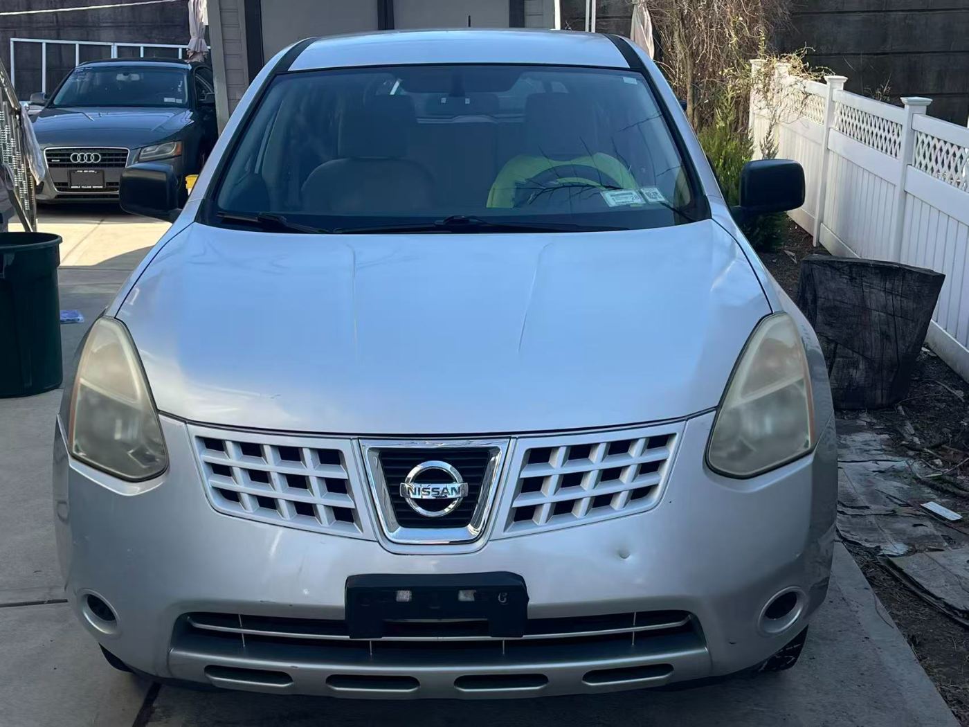 2010年日产Rogue S AWD (四驱版)，银色 - 二手闲置 图片1