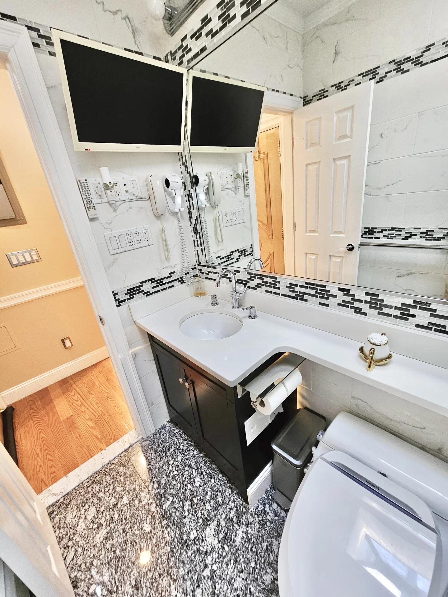 出租Jericho Tpke2楼, Floral Park, NY 租$3000 - 房屋租赁 图片4