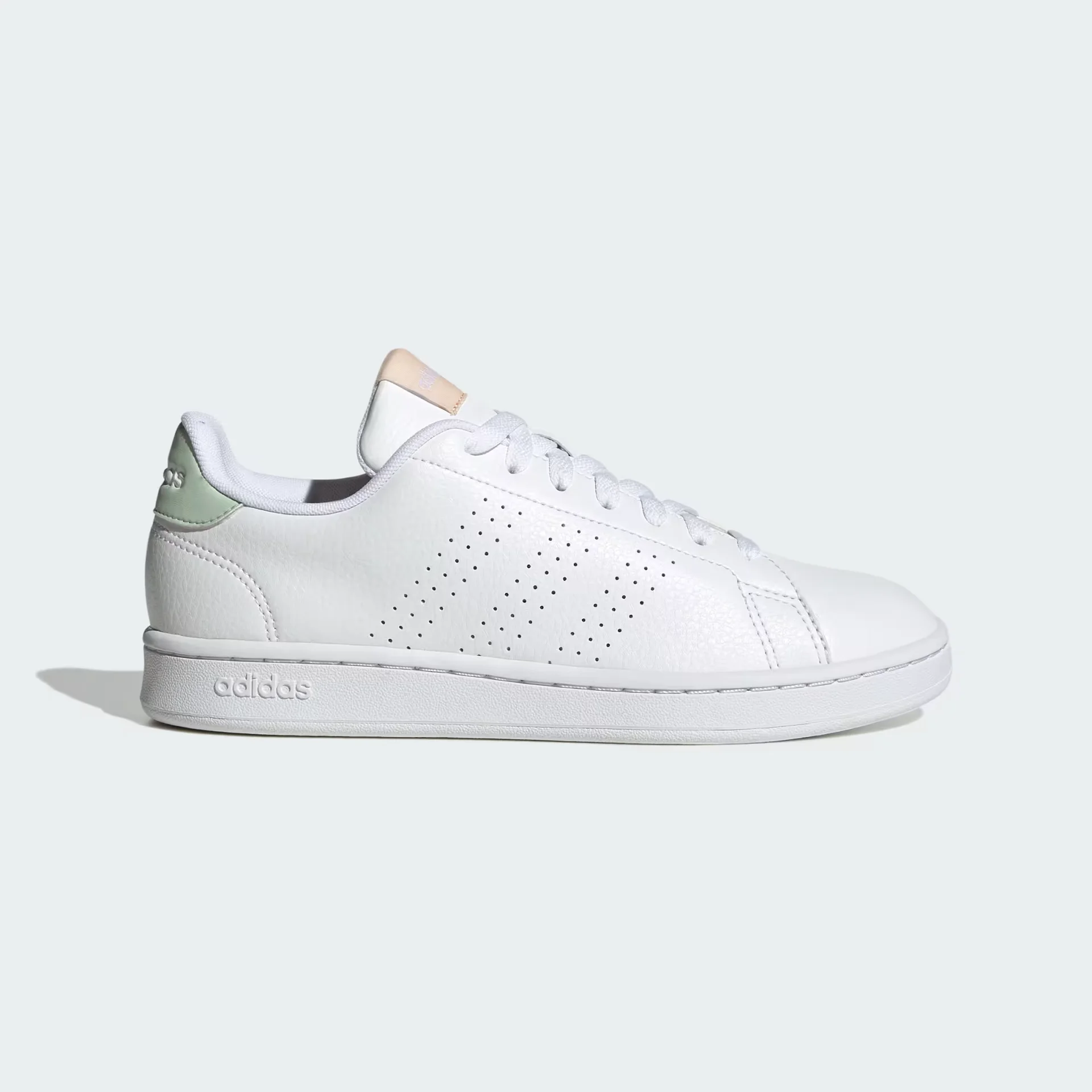 adidas女士运动服 6