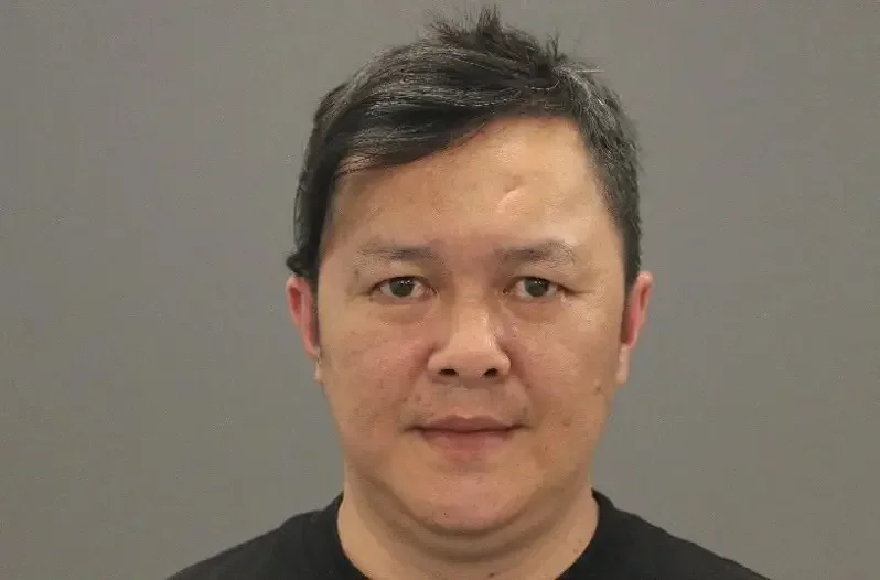 布碌崙2華男麻州行騙和持有毒品 被捕控罪