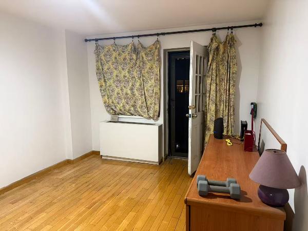 纽约雷哥公园高层景观单房｜阳台正对Queens Center｜室内洗衣机｜$980 - 房屋租赁 图片2