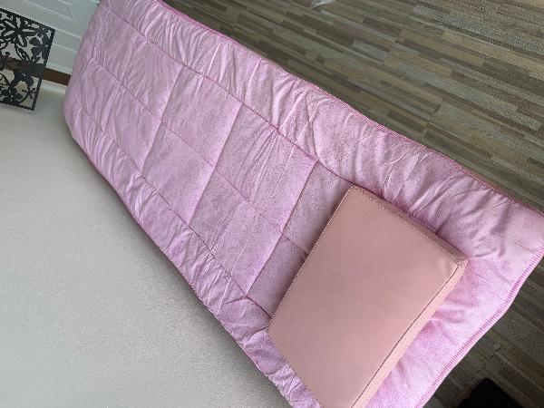 99新美容床 送床垫和枕头 法拉盛自取