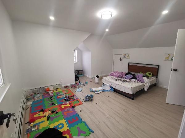 Bayside 58 ave 495旁两大单房一卫出租，$1500