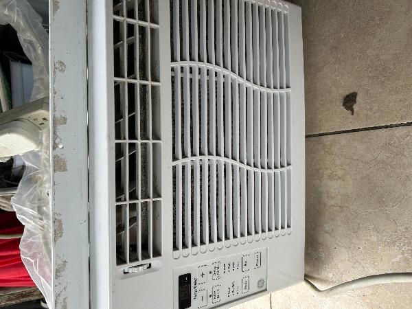 法拉盛多台二手空调出售 - 二手闲置 图片1