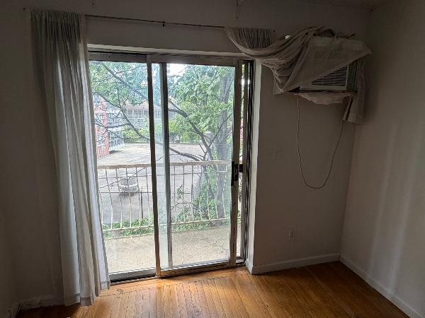 Elmhurst 两间出租 可拎包入住 送家具厨具 - 房屋租赁 图片2