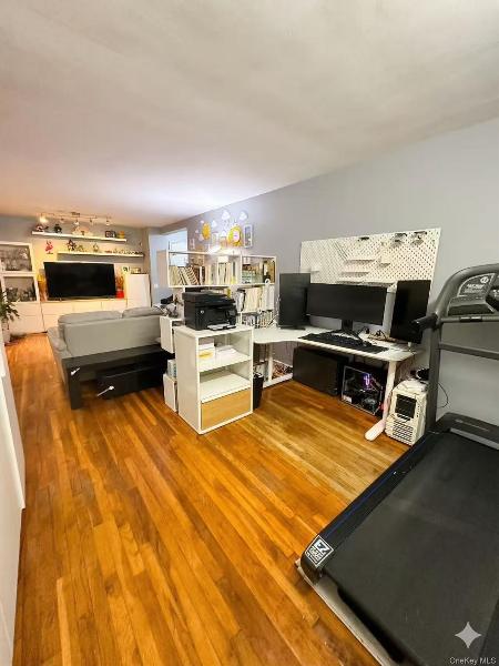 出售 北塞合作公寓 2房 1厅（1200 SF)co-op $35万9
