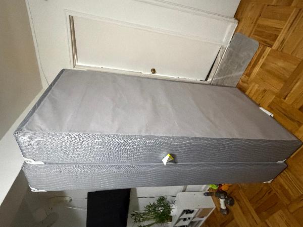 🔥🔥免费近全新king size bed box 免费 - 二手闲置 图片1