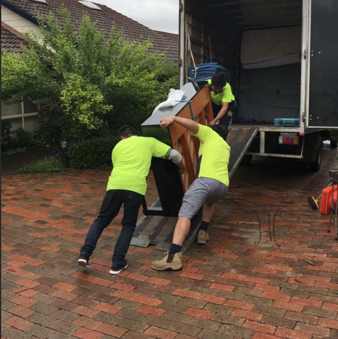 飞毛腿搬家公司