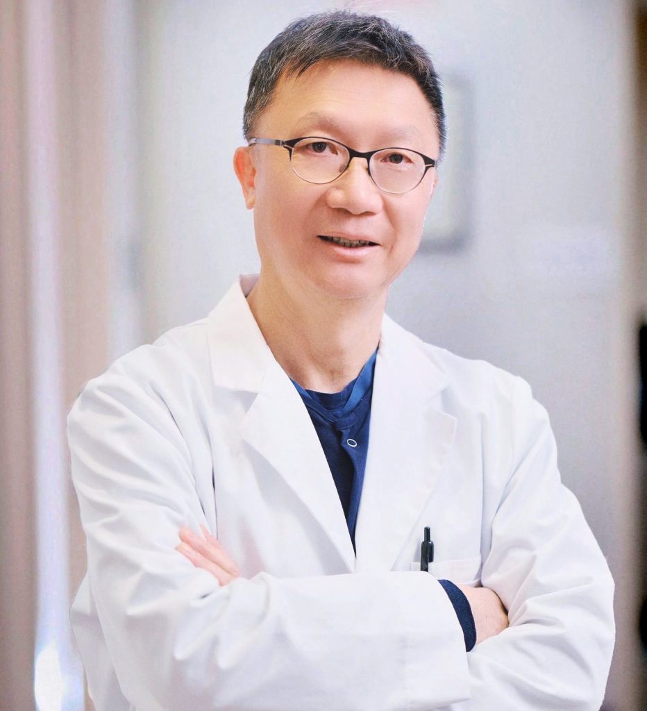 纽约耳鼻喉科医生容礼滔（Raymond Yung）